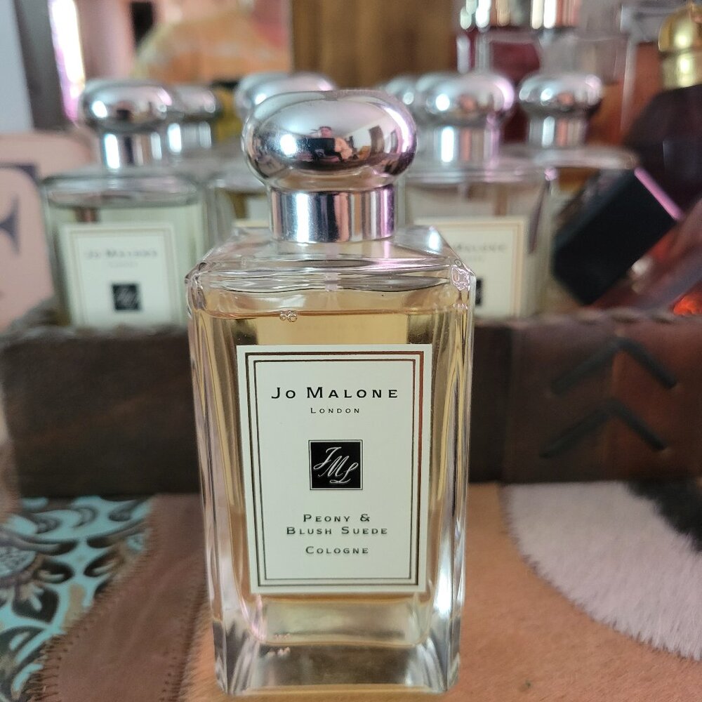 JO MALONE perfume